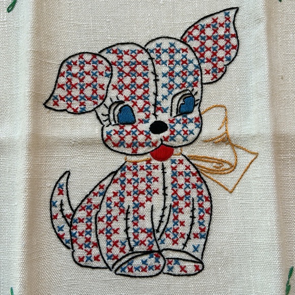 Vintage Hand Embroidered Cat & Dog Tea Towels - Picture 10 of 11